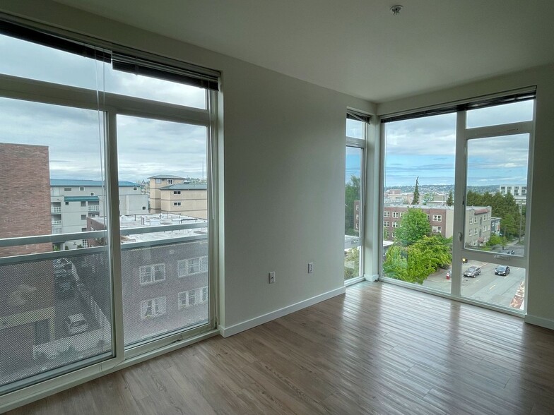 Interior Photo - The Local 418 Apartments