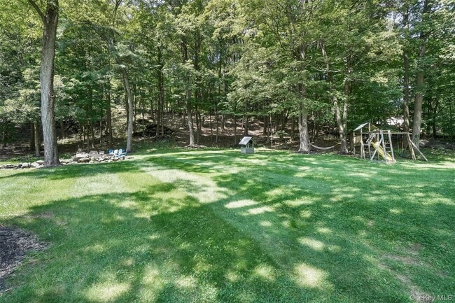 Building Photo - 41 Peddler Hill Rd