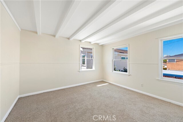 Building Photo - 515 Carnation Ave