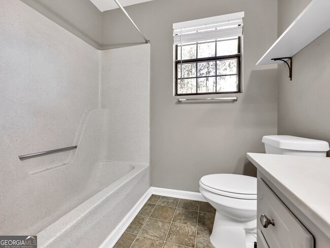 Building Photo - 410 Invector Ct