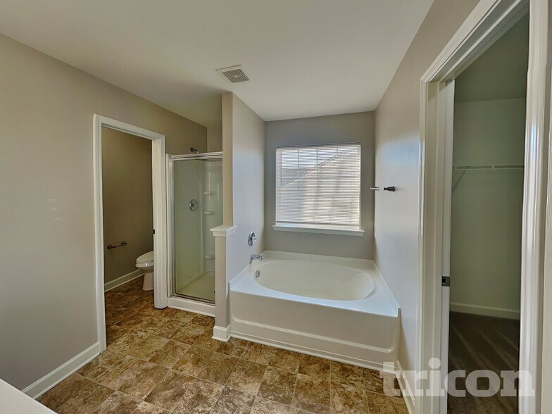 Building Photo - 8322 Knapp Ct