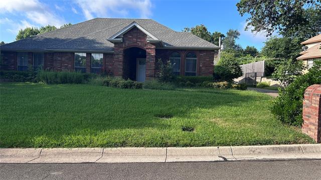 Primary Photo - 1020 Baldwin Dr