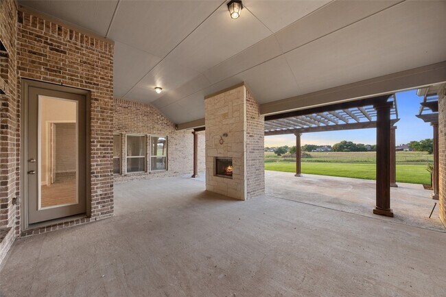 Building Photo - 4705 Fulbrook Dr