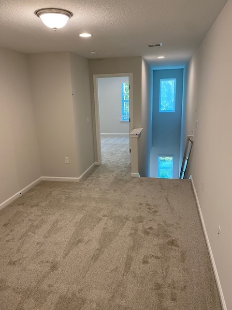 Foyer landing space upstairs - 11250 Minnetta Ct