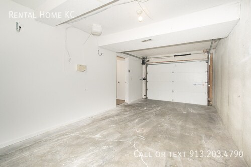 Building Photo - 16413 W 123rd St