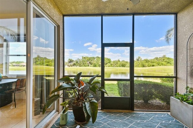 Building Photo - 1003 Fairwaycove Ln