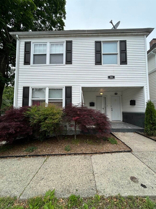Primary Photo - 33 Grant St