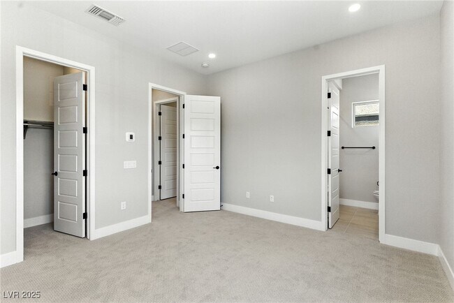 Building Photo - 10632 Rolling Vista Dr