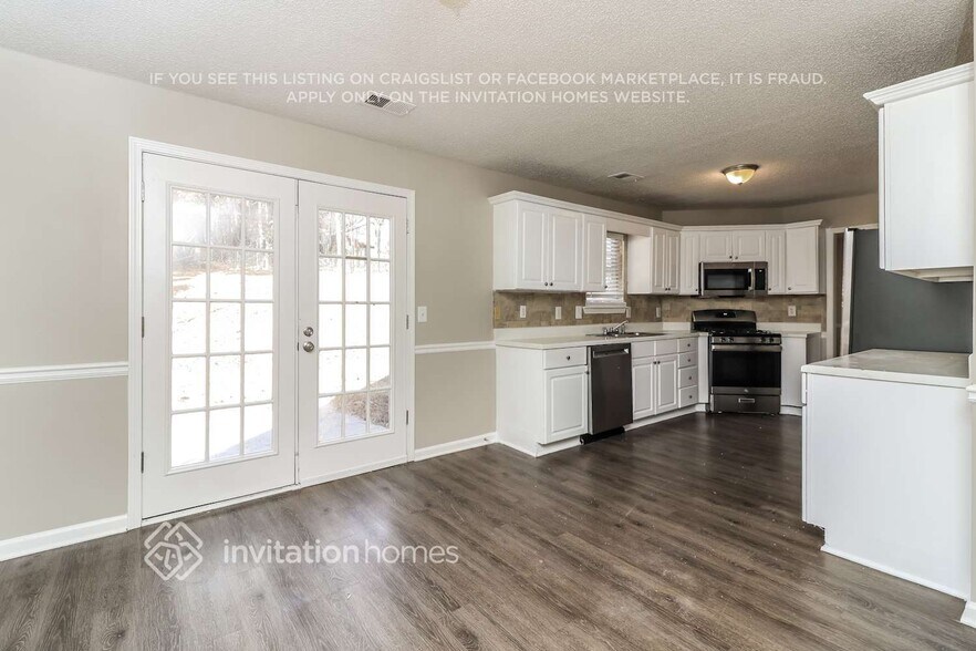 Building Photo - 81 Victorian Cir