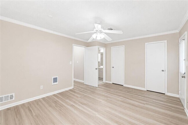 Building Photo - 3065 Destin Cir
