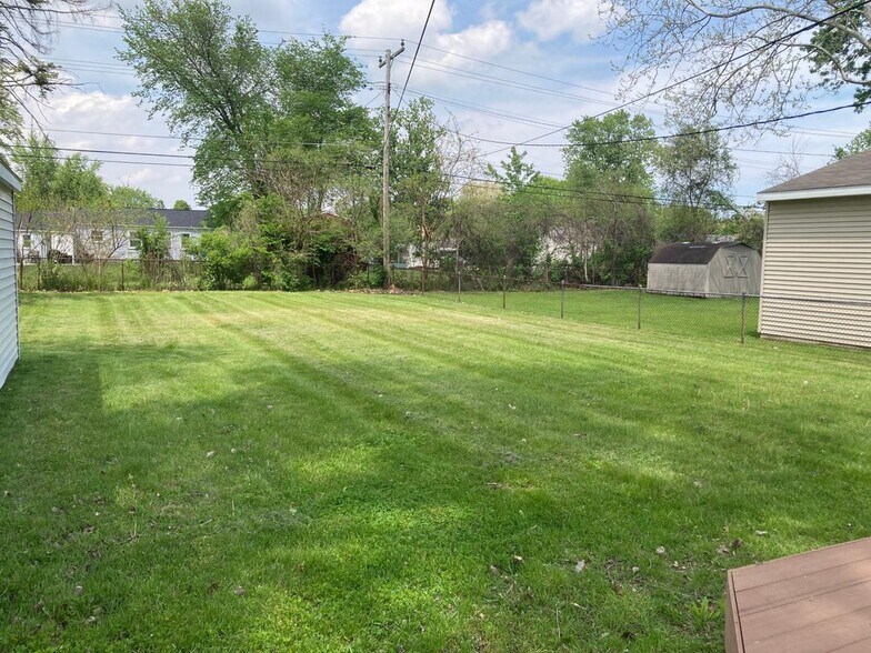 Building Photo - 7101 Reber Dr