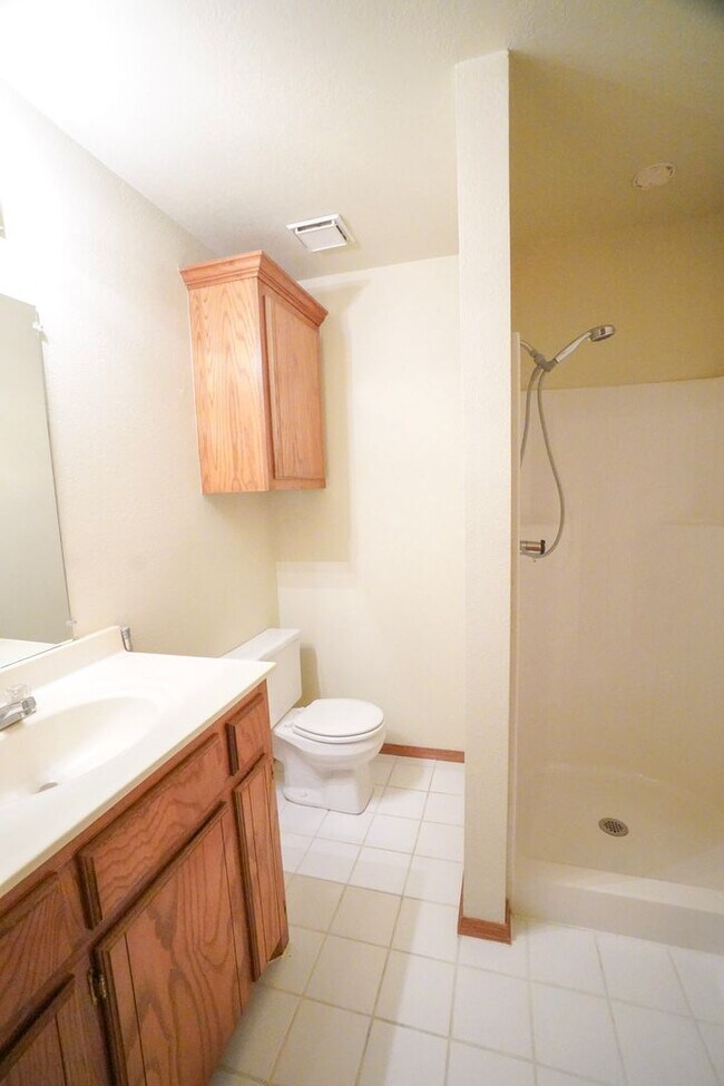 Building Photo - 3316 Ridgecrest Cir