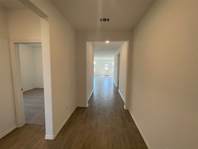 Building Photo - 9695 Caney Trails Rd