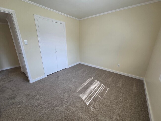 Building Photo - LAKELAND HOMES