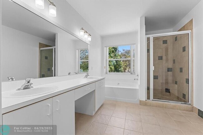 Building Photo - 4565 Purdue Dr