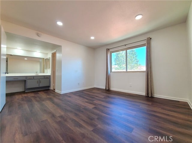 Building Photo - 1077 S Santo Antonio Dr