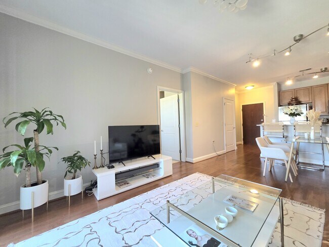 Building Photo - 11770 Sunrise Valley Dr