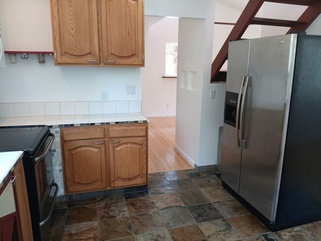 Building Photo - COZY HOME IN THE BEAUTIFUL TOWN OF TIJERAS | Showings available NOW!!