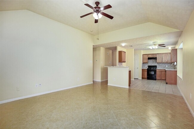 Building Photo - 8410 Taraglen Ct