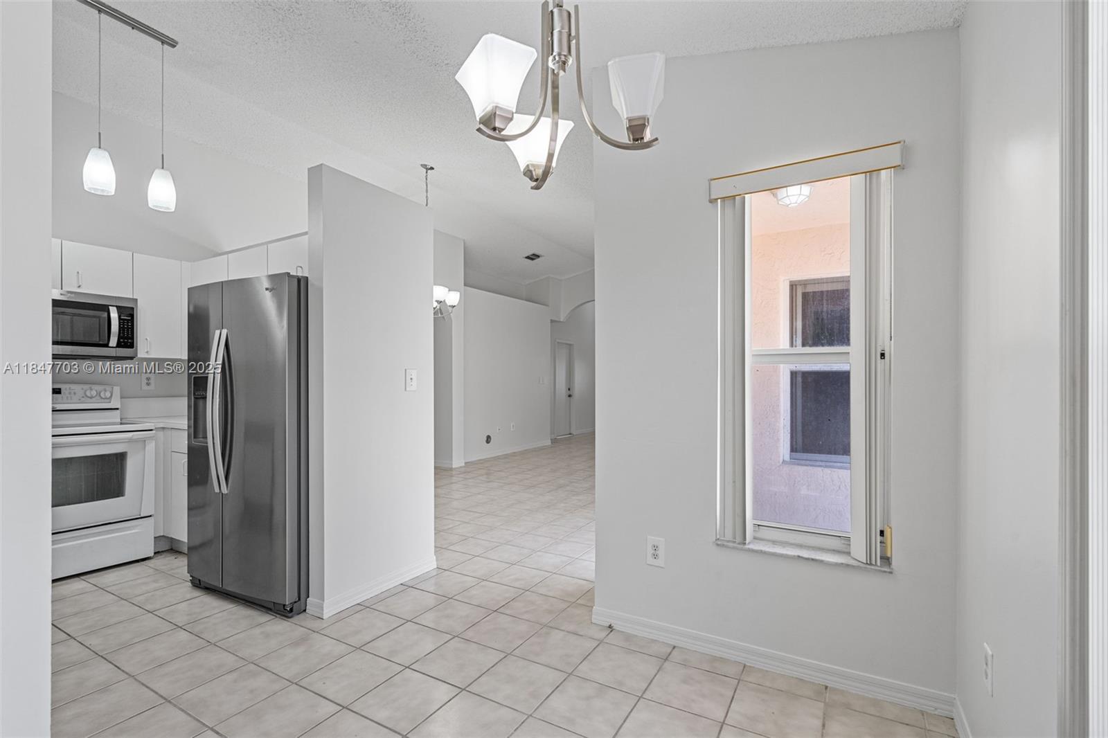 Building Photo - 14202 SW 151st Ct