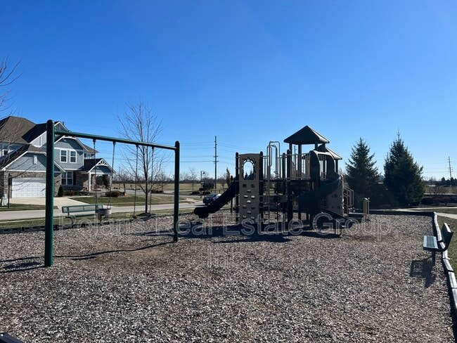 Building Photo - 5899 Stubbington Ln