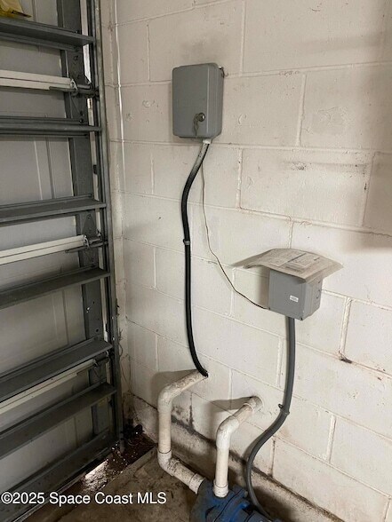 Building Photo - 3072 Chica Cir