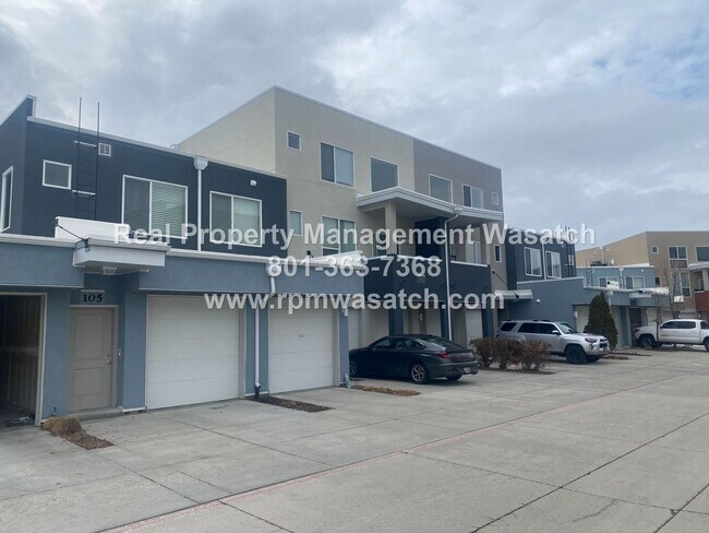 Building Photo - Modern 2 bed, 1 bath Townhome in Daybreak
