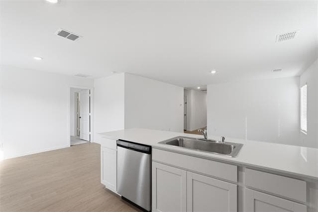 Building Photo - 6804 Haines Dr