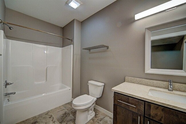 Building Photo - 704 American Pharaoh Dr