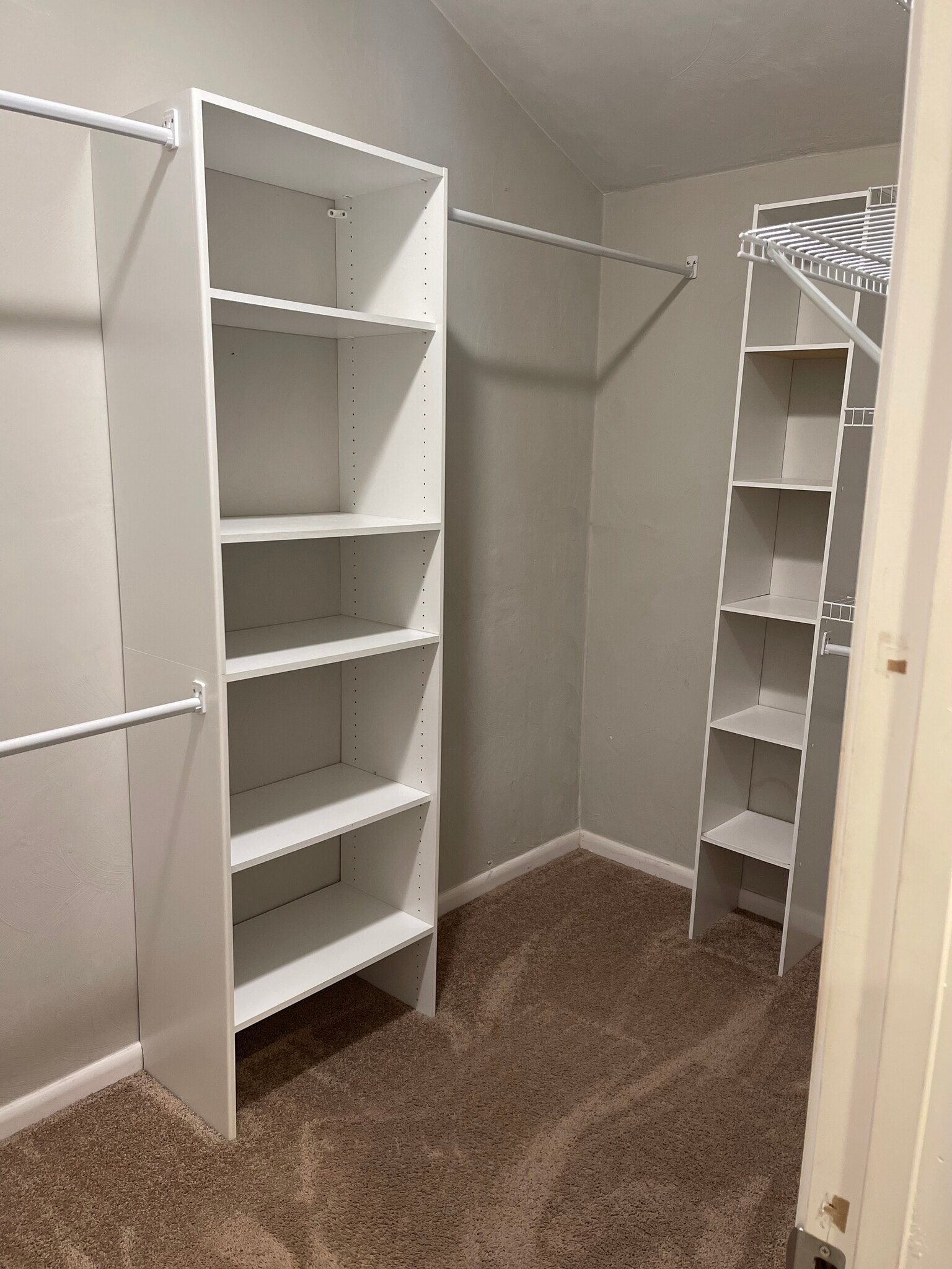 Building Photo - 1503 Ellington Sq