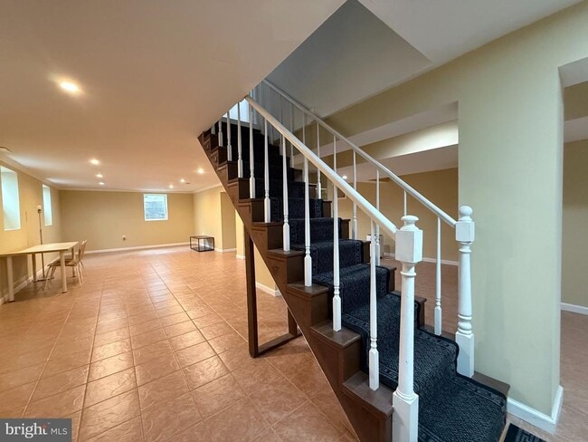 Building Photo - 9709 Saxony Rd