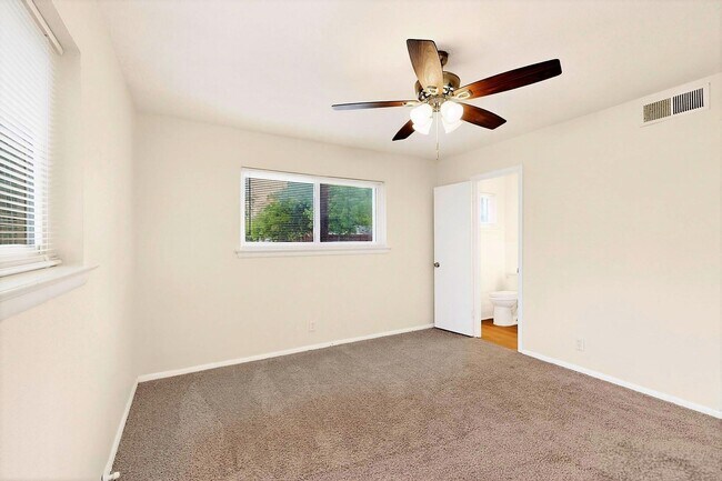 Building Photo - 3BR/2BA North Richland Hills Home with Updated Finishes