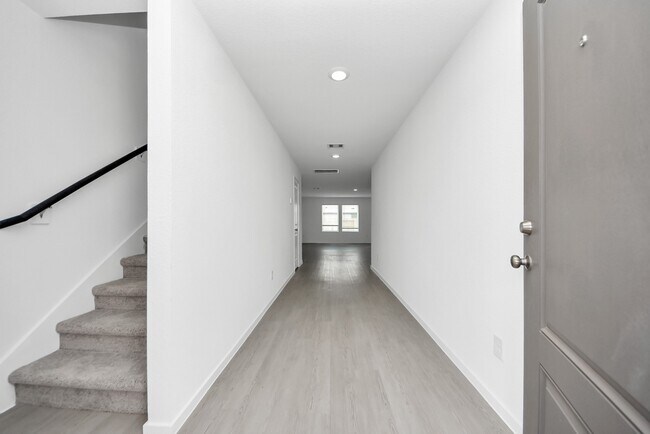Building Photo - 1134 Blue Stone Dr