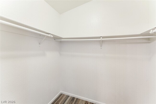 Building Photo - 6425 N Buttercup Creek St