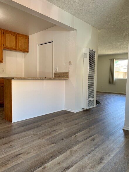 Building Photo - 16481 Waterway Cir