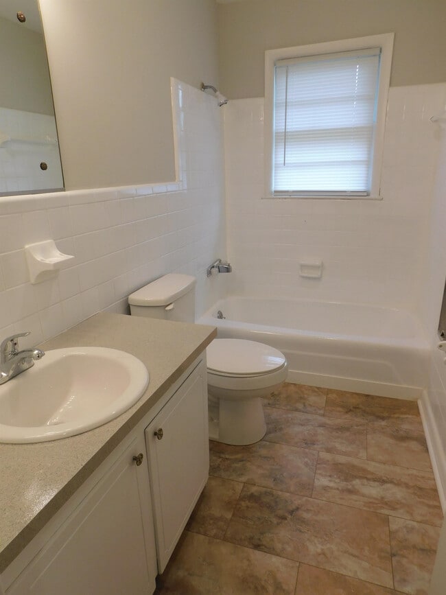 Building Photo - 5841 NC-903