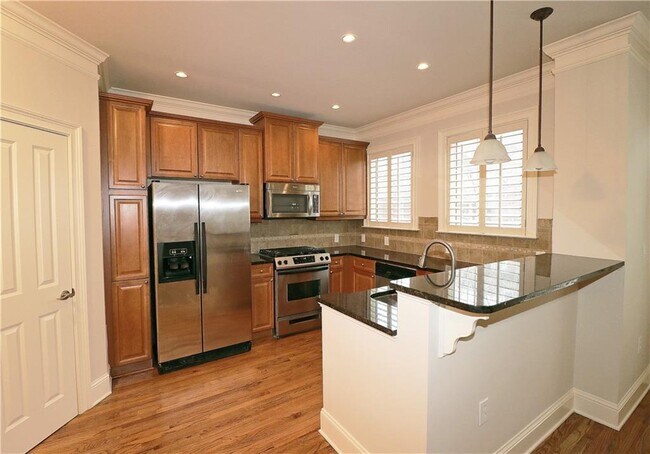 Building Photo - 1284 Ashford Creek Way NE