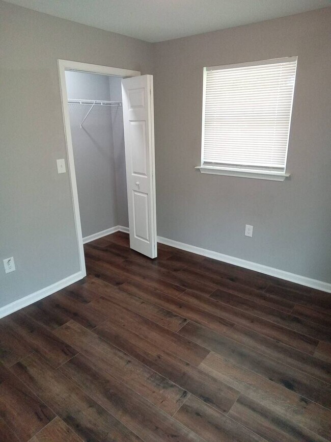 Building Photo - Updated Ranch Home with Lots of Space!   COMING SOON!