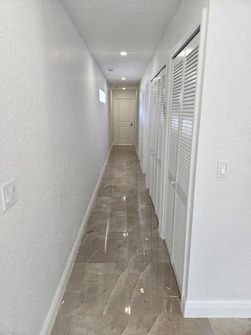 Building Photo - 5029 Sunrise Blvd