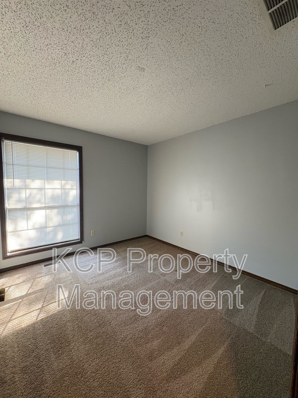 Building Photo - 4902 S U St
