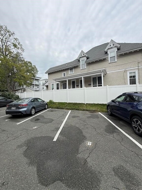 Building Photo - 87 Cedar St