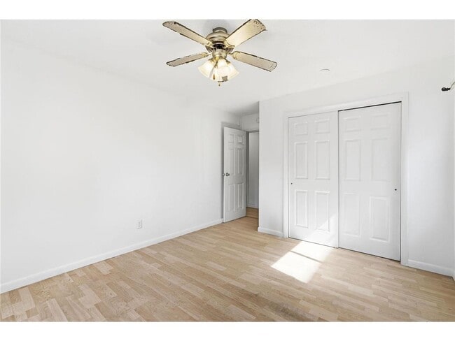 Building Photo - 2740 Pleasant Ave