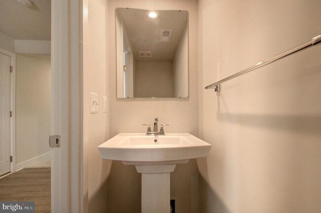 Building Photo - 110 Fletcher Cir