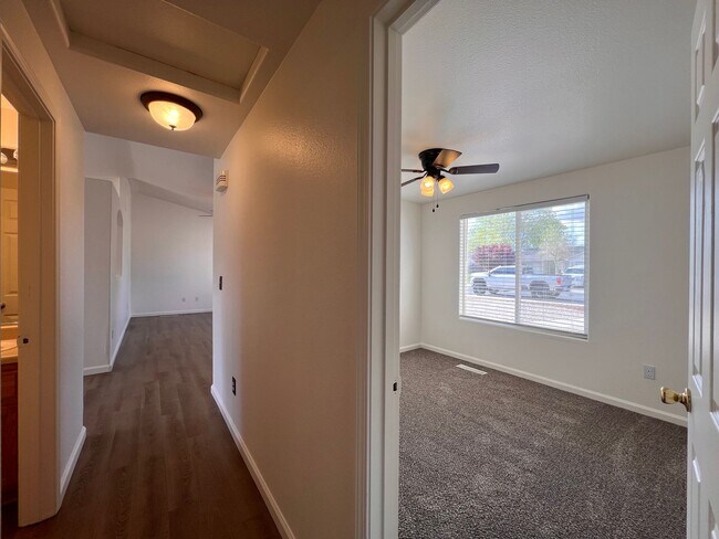 Building Photo - 3-bedroom Fernley home