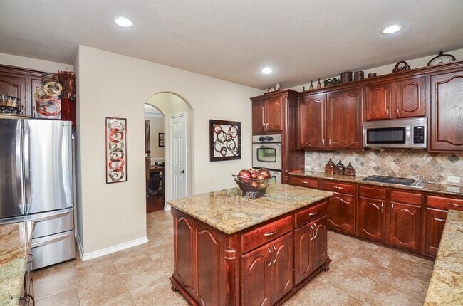 Building Photo - 25419 Richton Falls Dr
