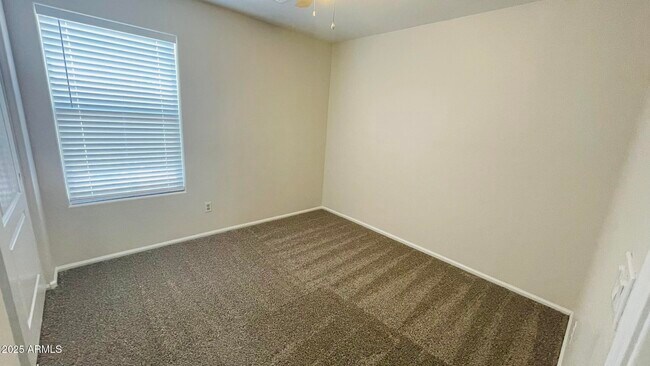 Building Photo - 40304 W Hayden Dr