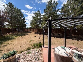 Building Photo - "4-Bedroom Home with 2.5 Baths in Picturesque Highlands Ranch! - Large private back yard!"