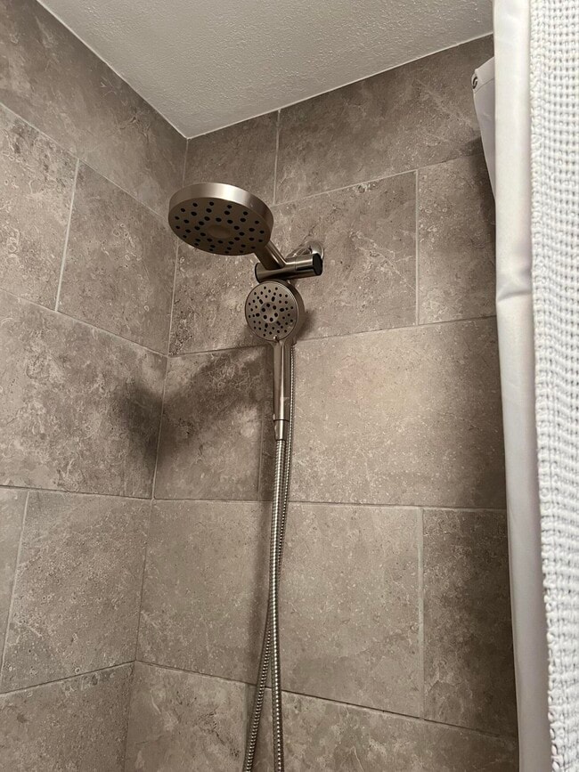 Building Photo - 1934 Wallace Ave