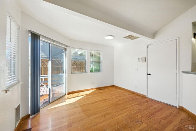 Building Photo - 1424 Dandelion Way