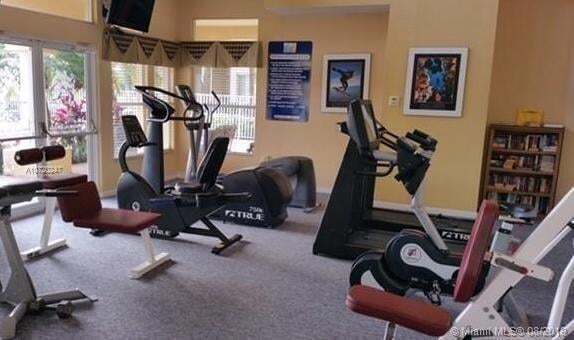 Building Photo - 2405 NW 33rd St